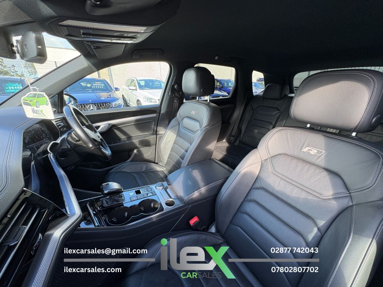 2021 VOLKSWAGEN TOUAREG 3.0 TDI V6 R-Line Tech SUV 5dr Diesel Tiptronic 4Motion Euro 6 (s/s) (286 p - vehicle photo 11 for sale on PureCar