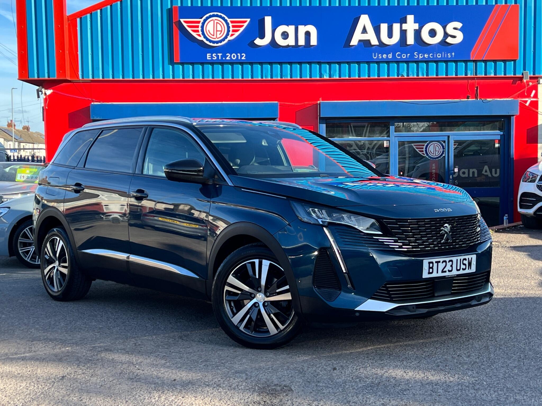 2023 Peugeot 5008