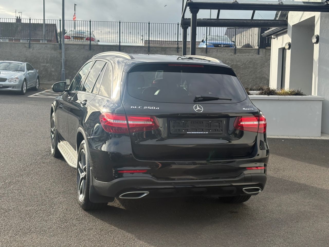 2019 MERCEDES GLC 2.1 GLC250d AMG Night Edition SUV 5dr Diesel G-Tronic+ 4MATIC Euro 6 (s/s) - vehicle photo 6 for sale on PureCar