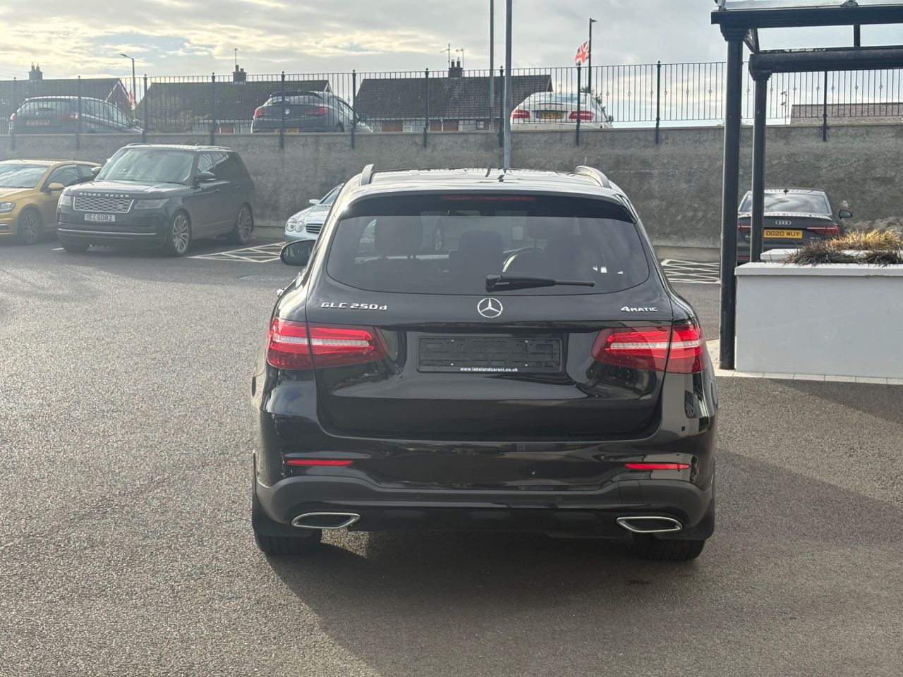 2019 MERCEDES GLC 2.1 GLC250d AMG Night Edition SUV 5dr Diesel G-Tronic+ 4MATIC Euro 6 (s/s) - vehicle photo 7 for sale on PureCar