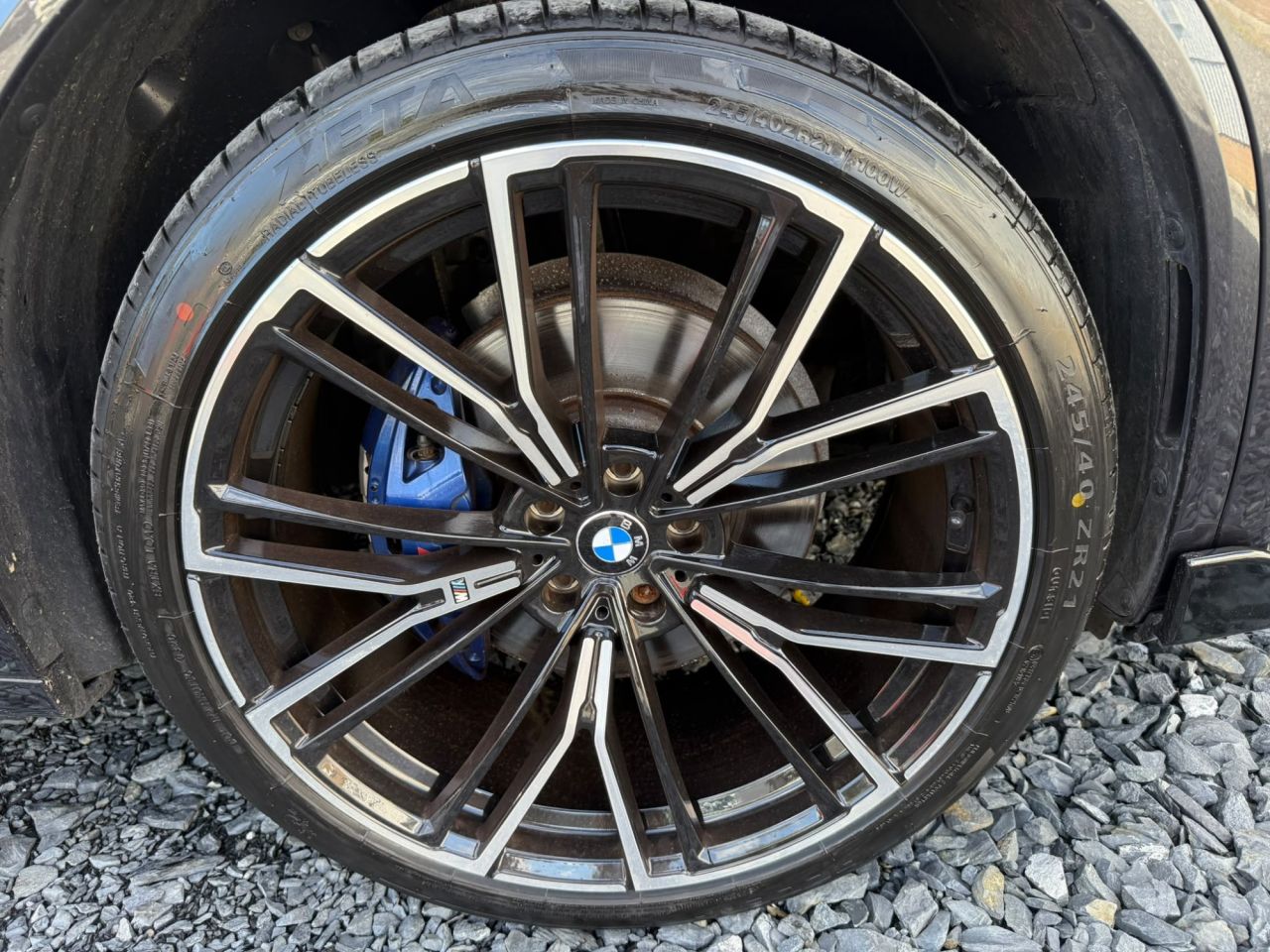 2018 BMW X3 **FSH - MSport Styling - iDrive entertainment** Fitted with upgraded 21" alloy wheels and tyres - optional extra £950 ALL VEHICLES ARE GIVEN A HEALTH CHECK & FULLY SERVICED ALL VEHICLES COME WITH A THREE-MONTH WARRANTY VIA MOMENTUM WARRANTIES (OPTION TO EXTEND) FINANCE AVAILABLE WITH CLOSE BROTHERS & MOTION FINANCE. CHECK OUT OUR GOOGLE REVIEWS TO SEE WHAT OUR CUSTOMERS HAVE TO SAY ABOUT US! PLEASE CALL OUR FRIENDLY SALES TEAM TO DISCUSS THIS VEHICLE 3 MONTHS WARRANTY (OPTION TO EXTEND) - vehicle photo 8 for sale on PureCar