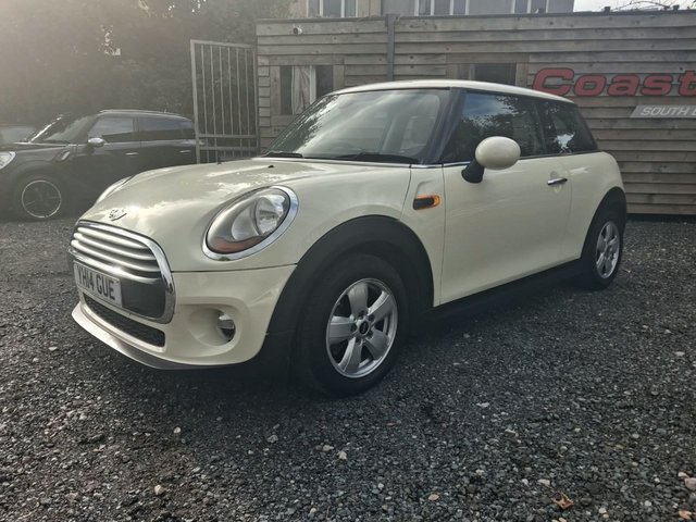 2014 MINI Hatch
