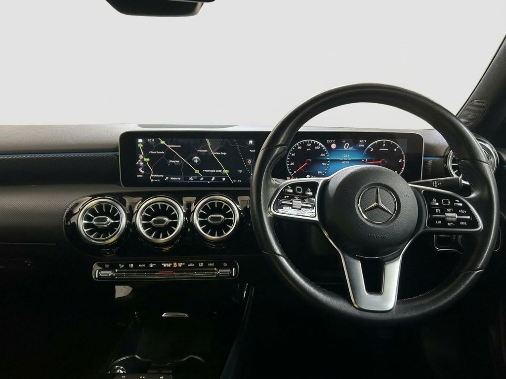 2018 Mercedes-Benz A-Class — image 9