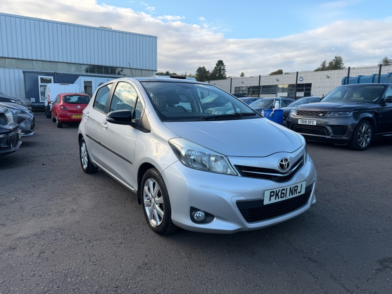 TOYOTA YARIS 2011
