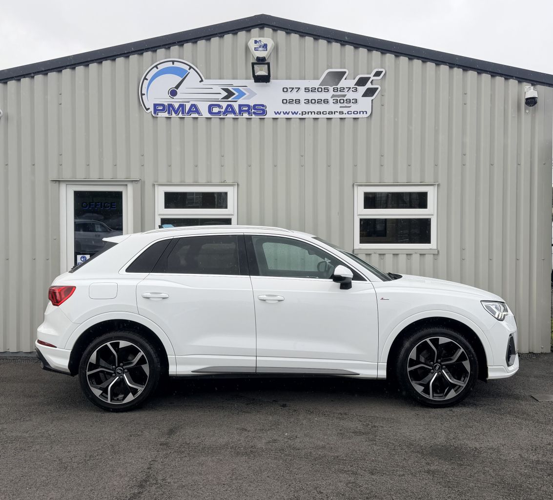 2020 AUDI Q3 S Line - vehicle photo 3 for sale on PureCar