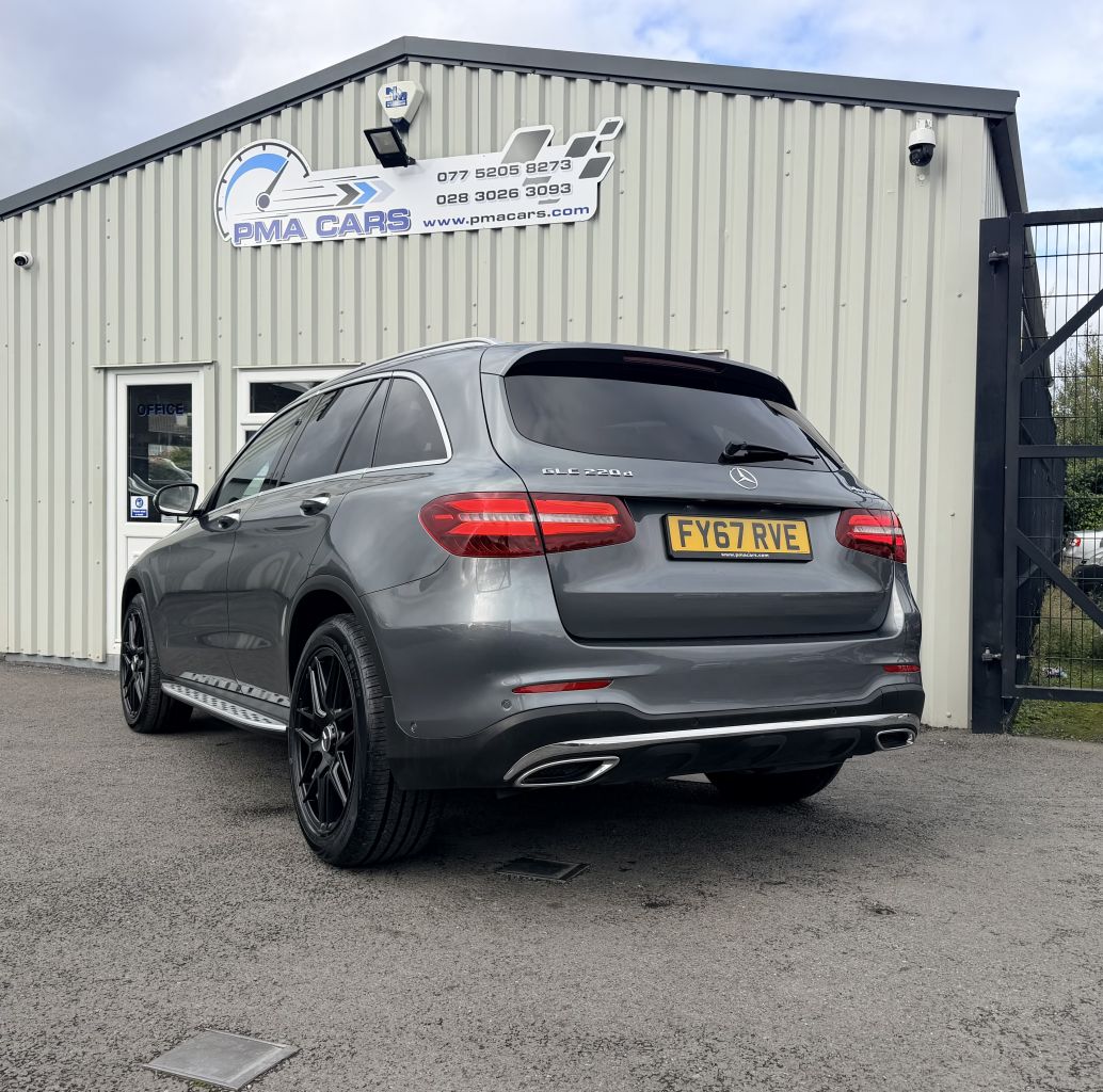 2017 MERCEDES GLC 2.1 GLC220d AMG Line (Premium Plus) SUV 5dr Diesel G-Tronic 4MATIC Euro 6 ( - vehicle photo 4 for sale on PureCar