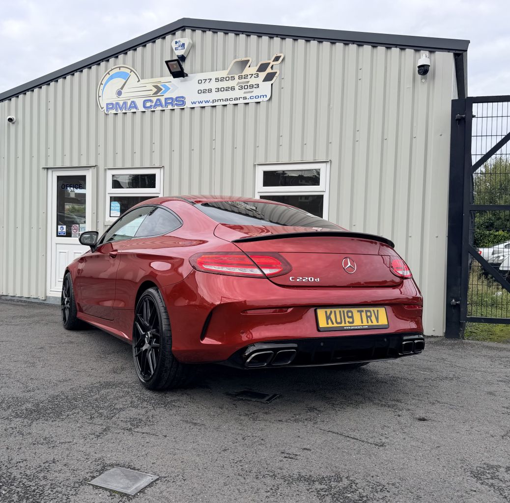 2019 MERCEDES C CLASS 2.0 C220d AMG Line (Premium) Coupe 2dr Diesel G-Tronic+ Euro 6 (s/s) (194 p - vehicle photo 4 for sale on PureCar