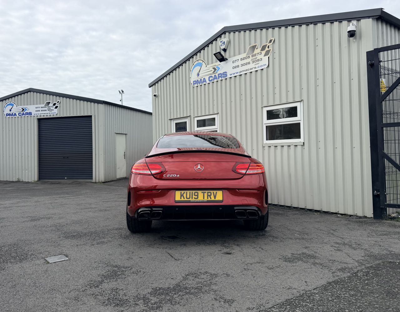 2019 MERCEDES C CLASS 2.0 C220d AMG Line (Premium) Coupe 2dr Diesel G-Tronic+ Euro 6 (s/s) (194 p - vehicle photo 5 for sale on PureCar