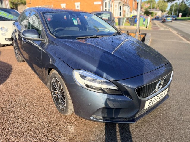 2017 Volvo V40