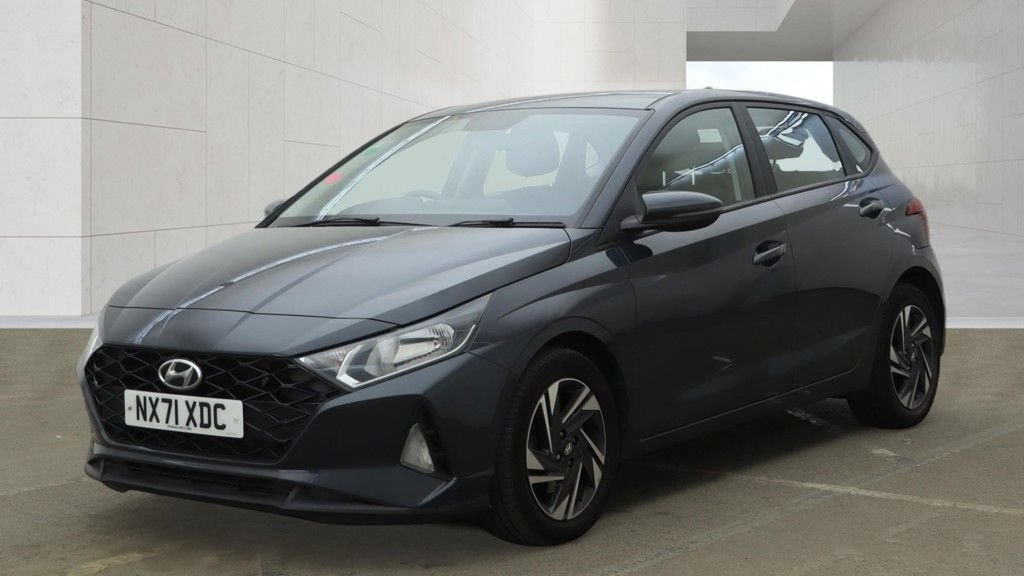 2021 Hyundai i20 — image 2