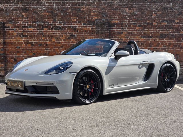 2023 Porsche 718 Boxster