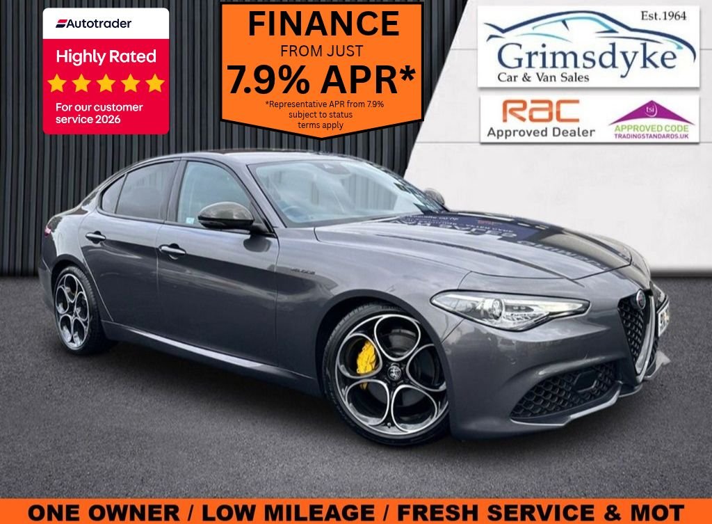 Grey 2020 Alfa Romeo Giulia Saloon Rear-wheel drive Automatic