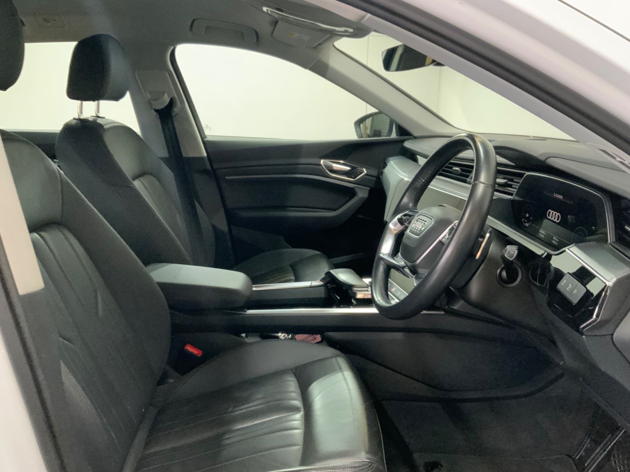 2020 AUDI E-TRON 50 Technik SUV 5dr Electric Auto quattro 71.2kWh (313 ps) - vehicle photo 15 for sale on PureCar