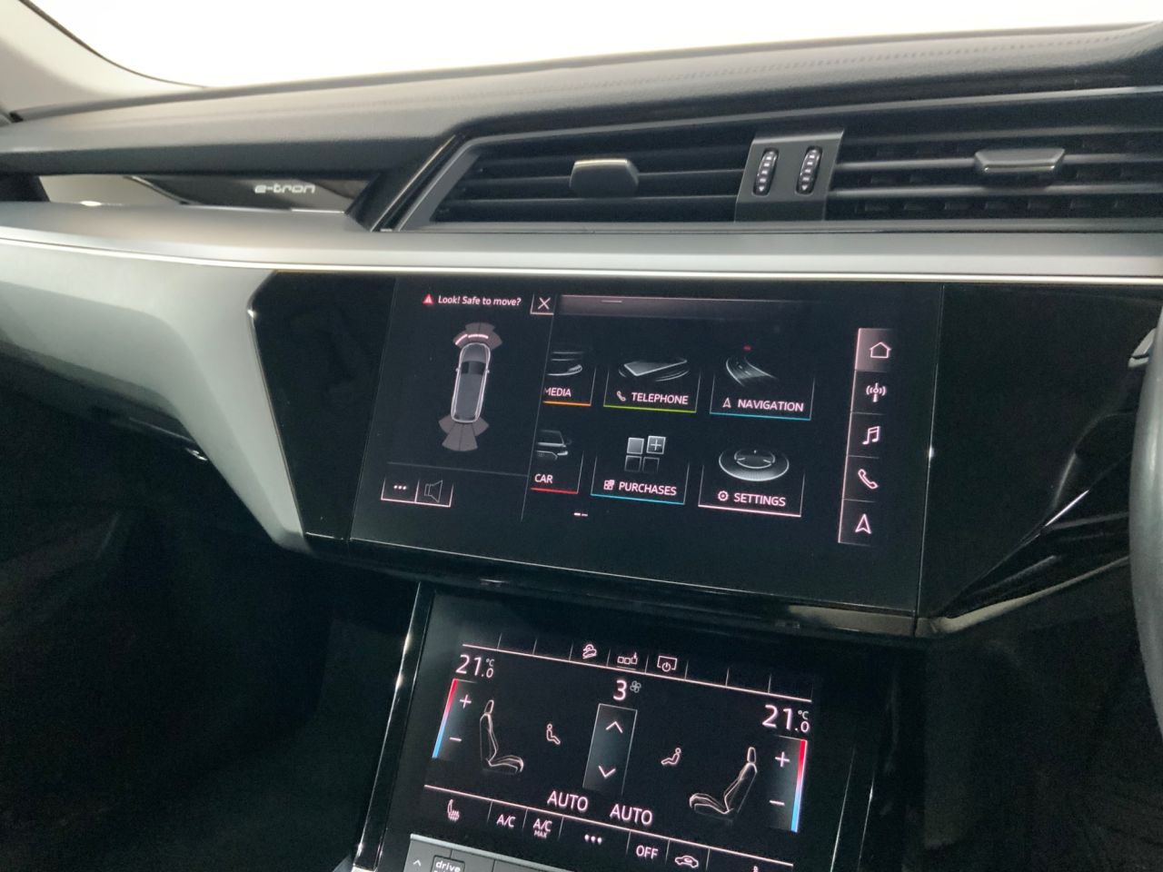 2020 AUDI E-TRON 50 Technik SUV 5dr Electric Auto quattro 71.2kWh (313 ps) - vehicle photo 18 for sale on PureCar