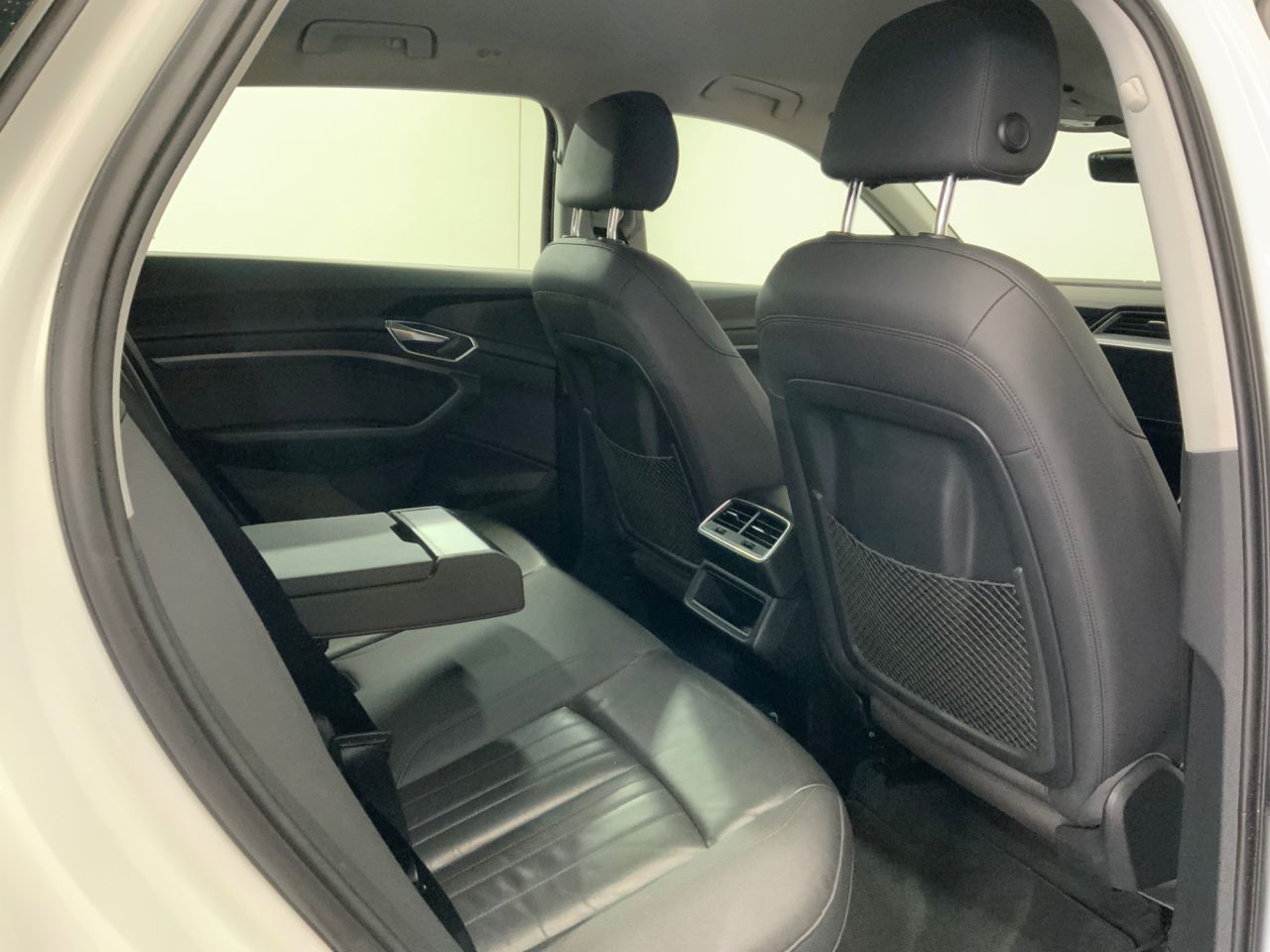 2020 AUDI E-TRON 50 Technik SUV 5dr Electric Auto quattro 71.2kWh (313 ps) - vehicle photo 22 for sale on PureCar