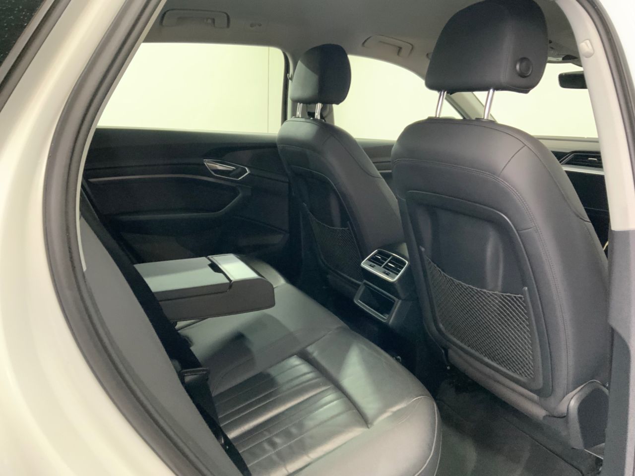 2020 AUDI E-TRON 50 Technik SUV 5dr Electric Auto quattro 71.2kWh (313 ps) - vehicle photo 23 for sale on PureCar