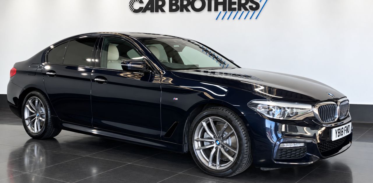 2018 BMW 5 SERIES 2.0 520d M Sport Saloon 4dr Diesel Auto Euro 6 (s/s) (190 ps) - vehicle photo 2 for sale on PureCar