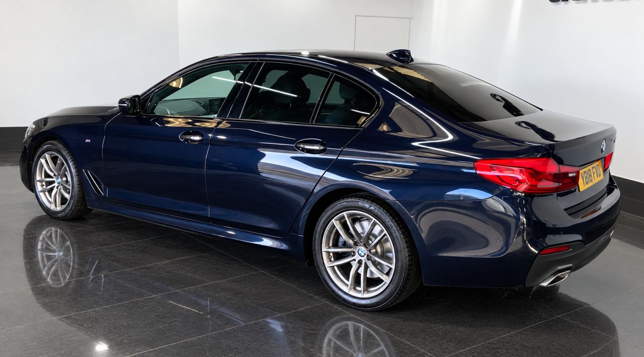 2018 BMW 5 SERIES 2.0 520d M Sport Saloon 4dr Diesel Auto Euro 6 (s/s) (190 ps) - vehicle photo 5 for sale on PureCar