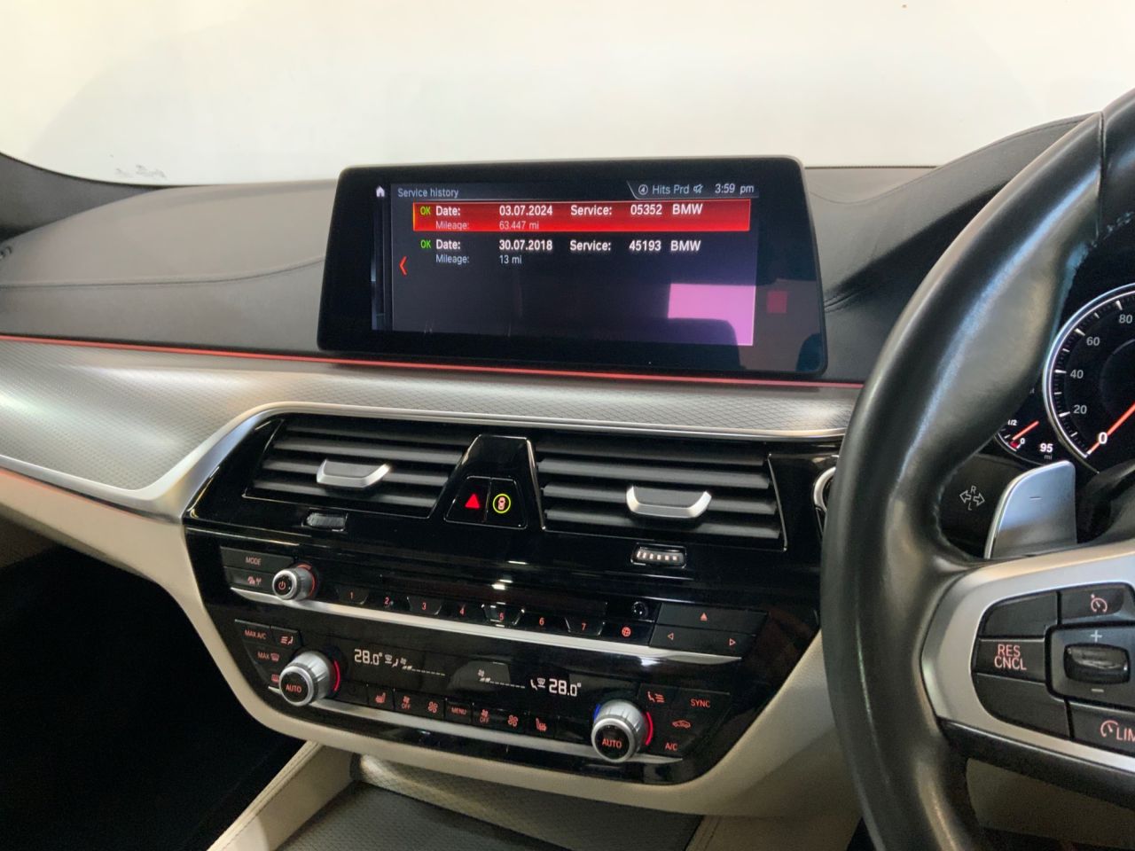 2018 BMW 5 SERIES 2.0 520d M Sport Saloon 4dr Diesel Auto Euro 6 (s/s) (190 ps) - vehicle photo 30 for sale on PureCar