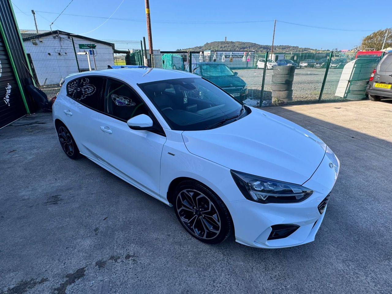 2020 FORD FOCUS 1.0T EcoBoost MHEV ST-Line X Edition Hatchback 5dr Petrol Manual Euro 6 (s/ - vehicle photo 6 for sale on PureCar