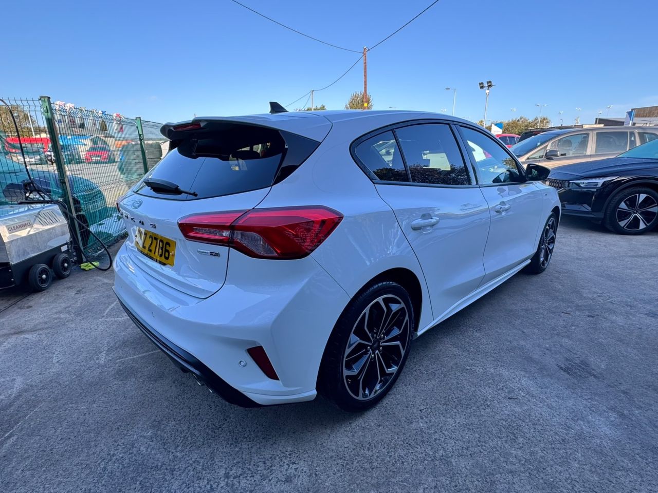 2020 FORD FOCUS 1.0T EcoBoost MHEV ST-Line X Edition Hatchback 5dr Petrol Manual Euro 6 (s/ - vehicle photo 5 for sale on PureCar