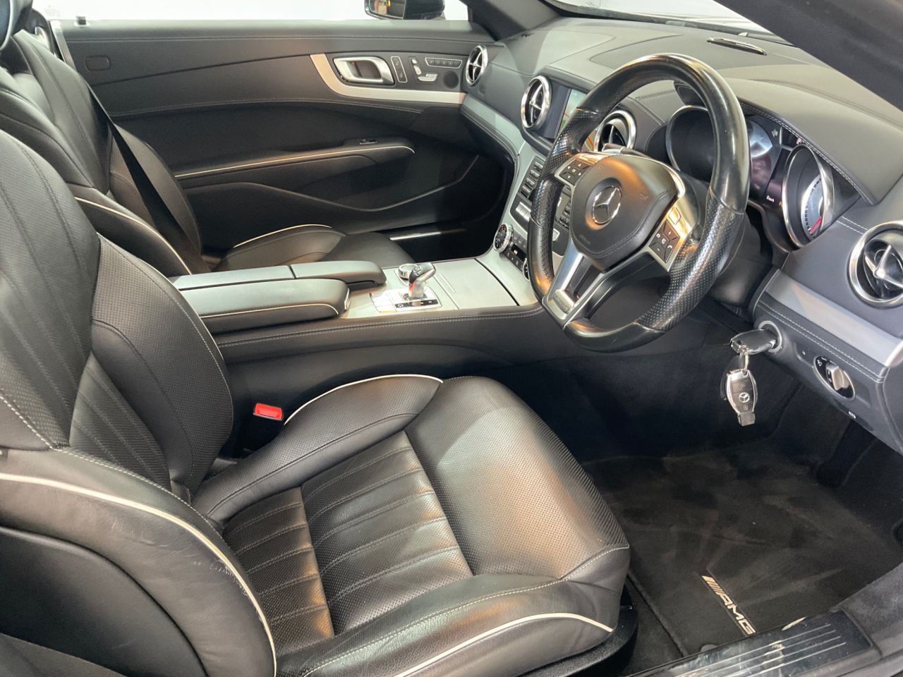 2015 MERCEDES SL 3.0 SL400 AMG Sport Convertible 2dr Petrol G-Tronic Euro 6 (s/s) (333 ps) - vehicle photo 17 for sale on PureCar