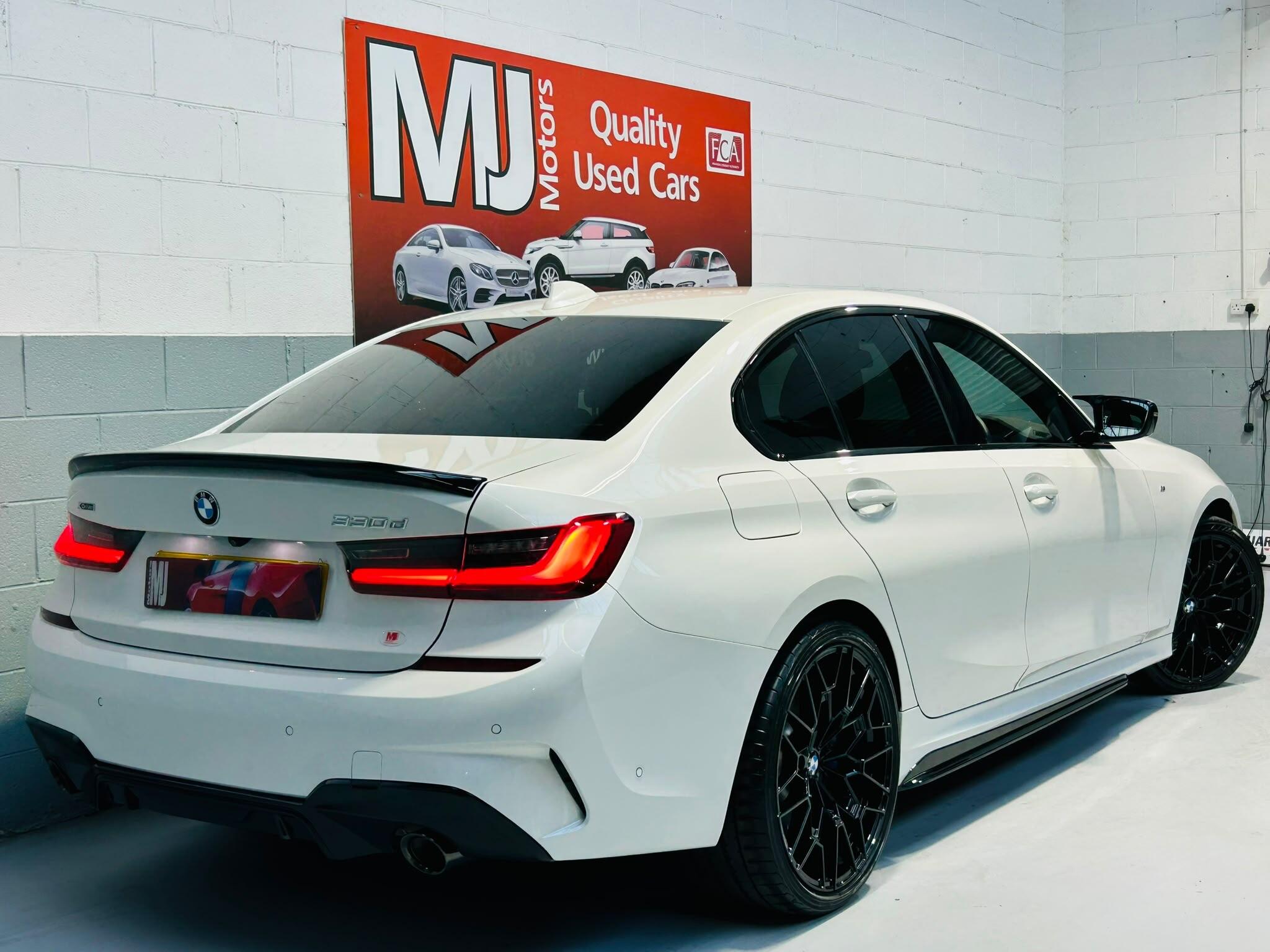 2021 BMW 3 SERIES 3.0 330d MHT M Sport Auto xDrive Euro 6 (s/s) 4dr - vehicle photo 5 for sale on PureCar