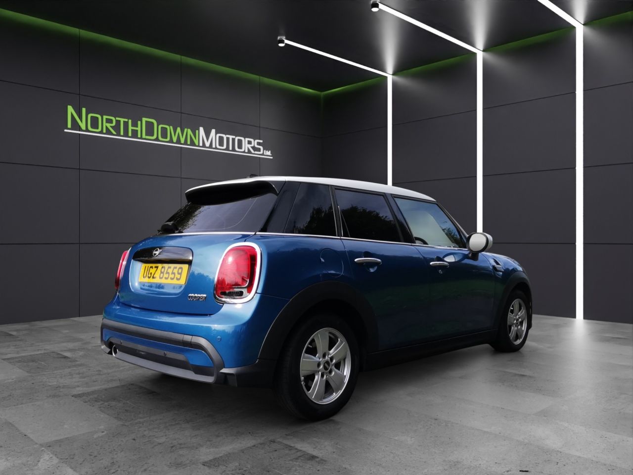 2021 MINI HATCH 1.5 Cooper Classic Hatchback 5dr Petrol Manual Euro 6 (s/s) (136 ps) - vehicle photo 6 for sale on PureCar