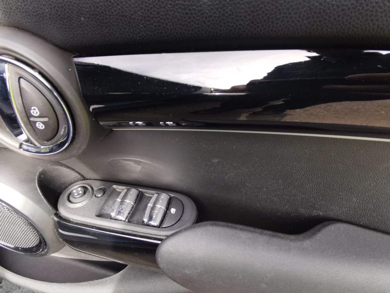 2021 MINI HATCH 1.5 Cooper Classic Hatchback 5dr Petrol Manual Euro 6 (s/s) (136 ps) - vehicle photo 12 for sale on PureCar