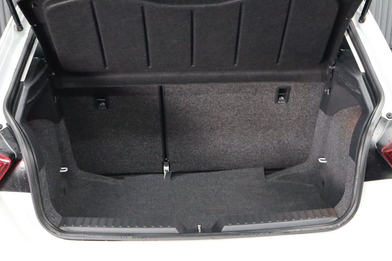 2019 SEAT IBIZA 1.0 MPI SE Technology Hatchback 5dr Petrol Manual Euro 6 (s/s) GPF (80 ps) - vehicle photo 19 for sale on PureCar