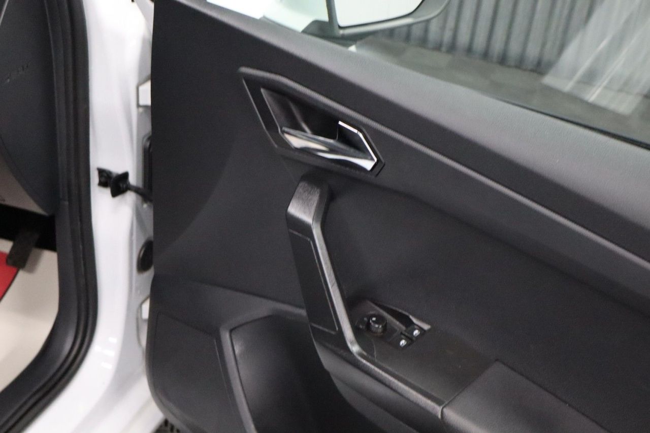 2019 SEAT IBIZA 1.0 MPI SE Technology Hatchback 5dr Petrol Manual Euro 6 (s/s) GPF (80 ps) - vehicle photo 25 for sale on PureCar