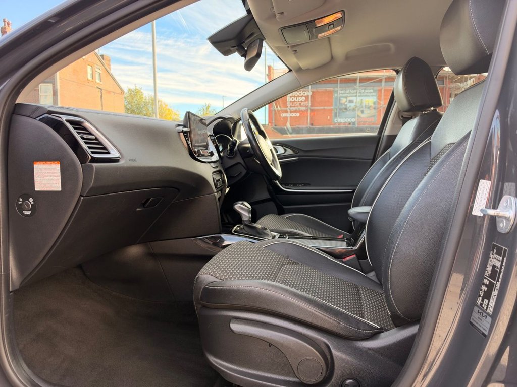 2023 Kia XCeed — image 26