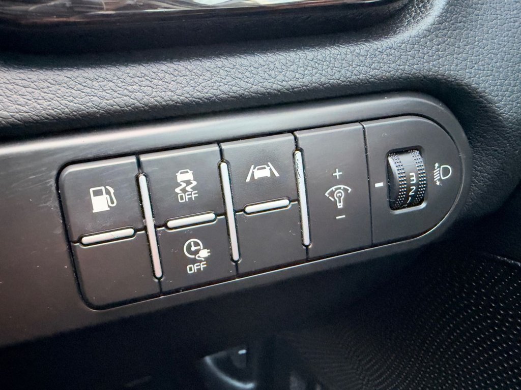 2023 Kia XCeed — image 36