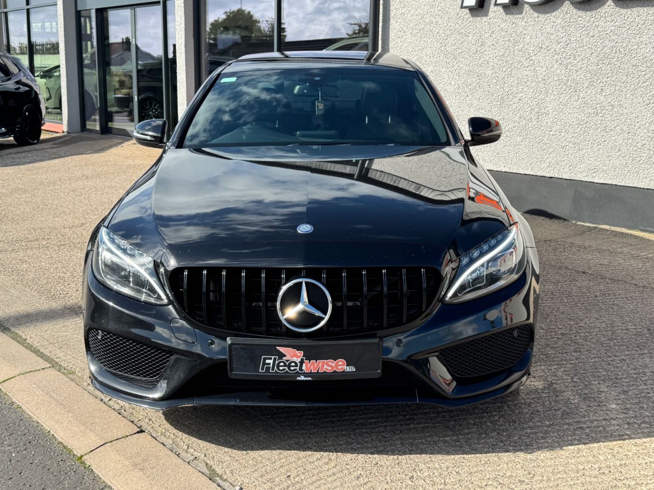 2016 MERCEDES C CLASS 2.1 C220d AMG Line (Premium) Saloon 4dr Diesel 7G-Tronic+ Euro 6 (s/s) (170 - vehicle photo 2 for sale on PureCar