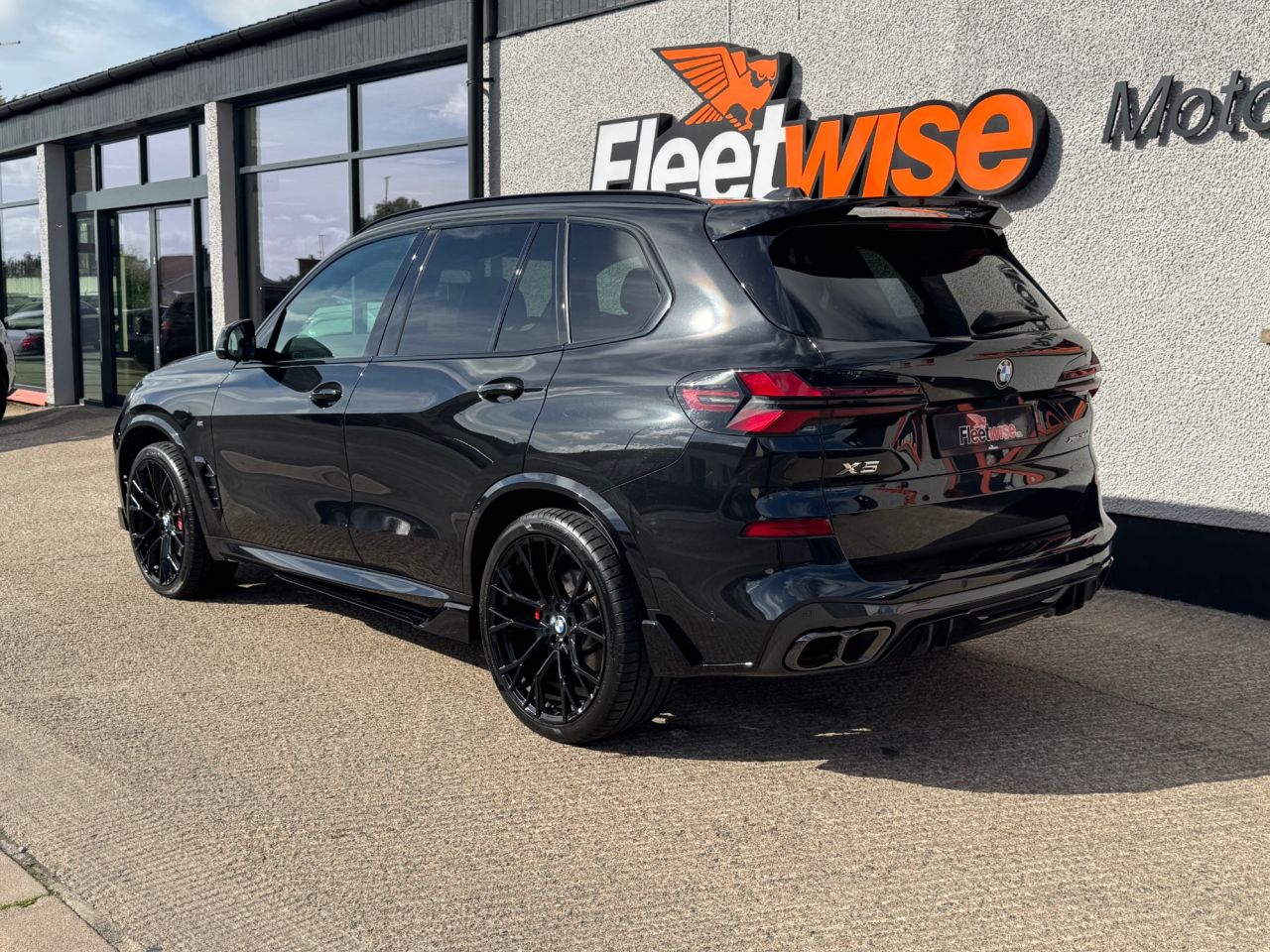 2023 BMW X5 M Sport - vehicle photo 6 for sale on PureCar