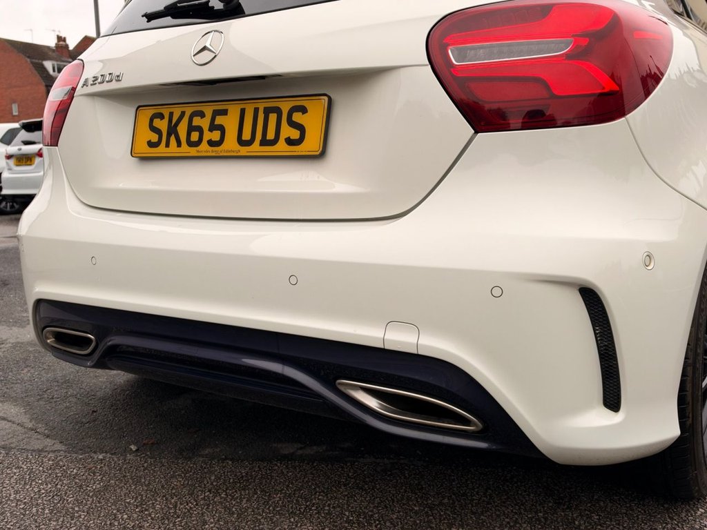 2015 Mercedes-Benz A-Class — image 20