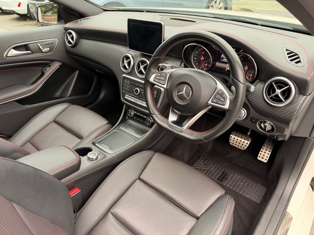 2015 Mercedes-Benz A-Class — image 28