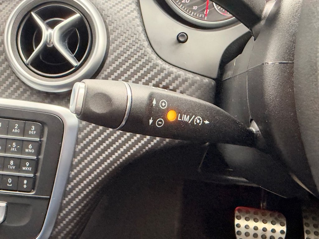 2015 Mercedes-Benz A-Class — image 39