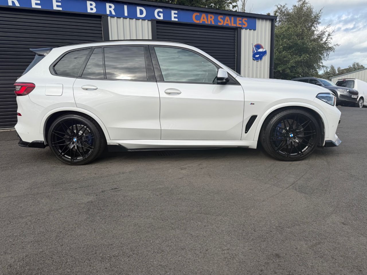 2020 BMW X5 3.0 30d M Sport SUV 5dr Diesel Auto xDrive Euro 6 (s/s) (265 ps) - vehicle photo 3 for sale on PureCar