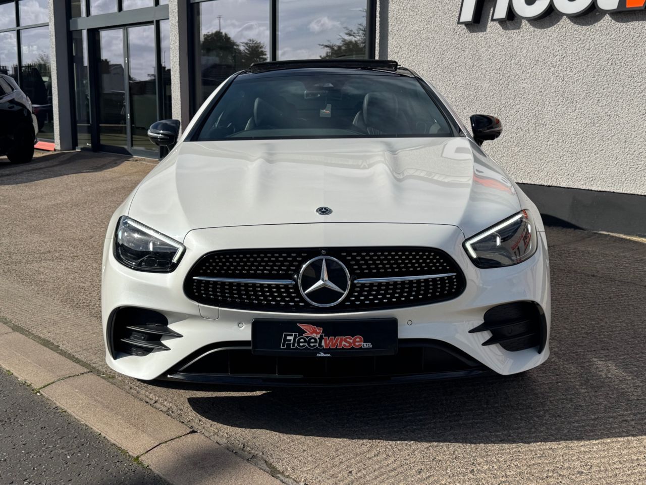 2020 MERCEDES E CLASS 2.9 E400d AMG Line (Premium Plus) Coupe 2dr Diesel G-Tronic+ 4MATIC Euro 6 - vehicle photo 2 for sale on PureCar