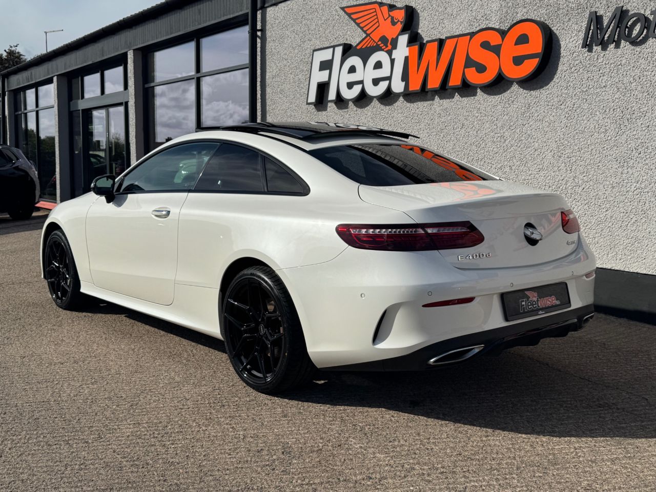 2020 MERCEDES E CLASS 2.9 E400d AMG Line (Premium Plus) Coupe 2dr Diesel G-Tronic+ 4MATIC Euro 6 - vehicle photo 6 for sale on PureCar