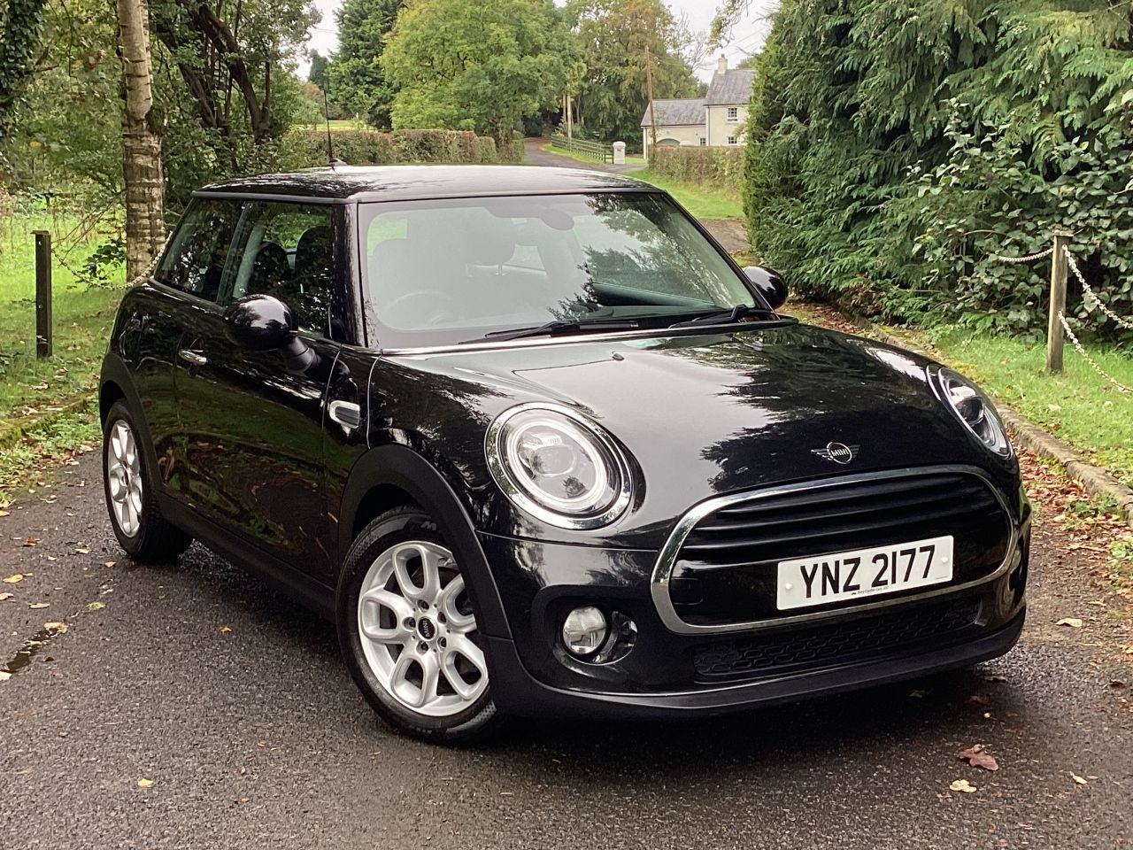 2018 MINI HATCH 1.5 Cooper Hatchback 3dr Petrol Manual Euro 6 (s/s) (136 ps) - vehicle photo 4 for sale on PureCar