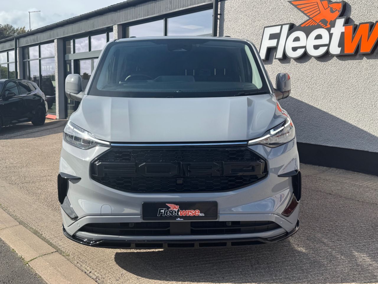 2026 FORD TRANSIT CUSTOM 2.0 320 EcoBlue Limited Crew Van Double Cab 5dr Diesel Auto L1 H1 Euro 6 (s - vehicle photo 2 for sale on PureCar