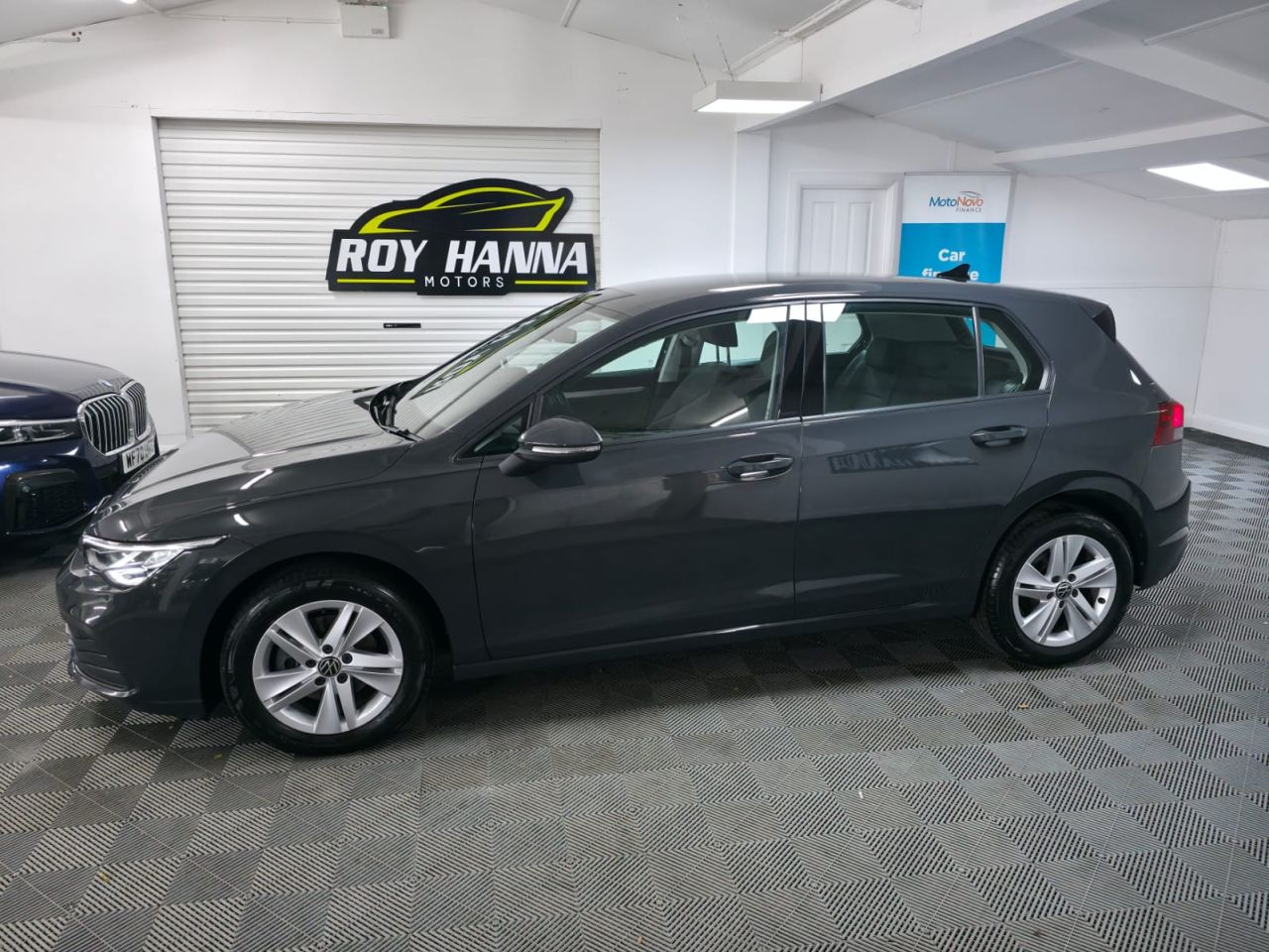 2024 VOLKSWAGEN GOLF 1.5 TSI Life Hatchback 5dr Petrol Manual Euro 6 (s/s) (130 ps) 1 Owner - Se - vehicle photo 3 for sale on PureCar
