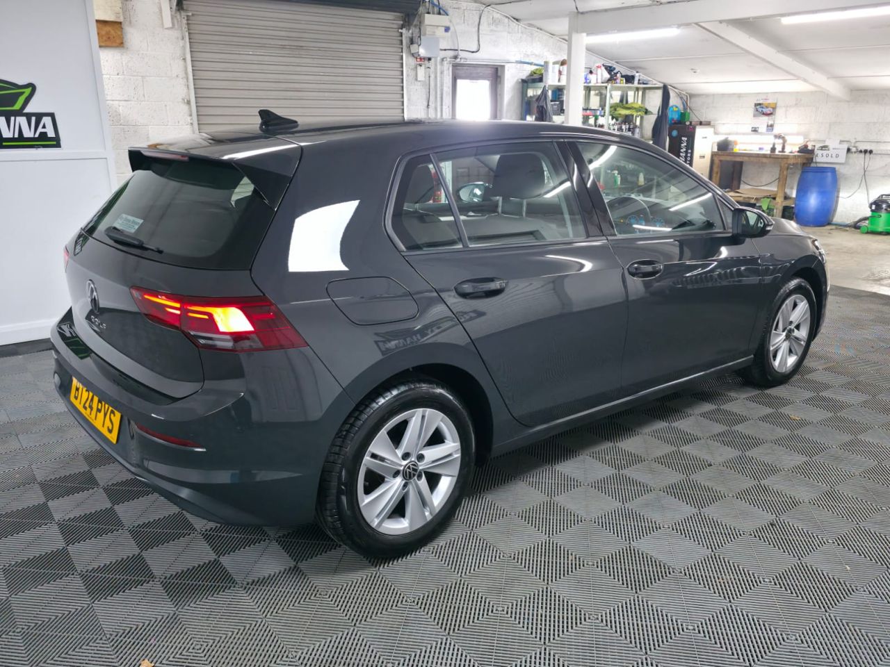 2024 VOLKSWAGEN GOLF 1.5 TSI Life Hatchback 5dr Petrol Manual Euro 6 (s/s) (130 ps) 1 Owner - Se - vehicle photo 6 for sale on PureCar