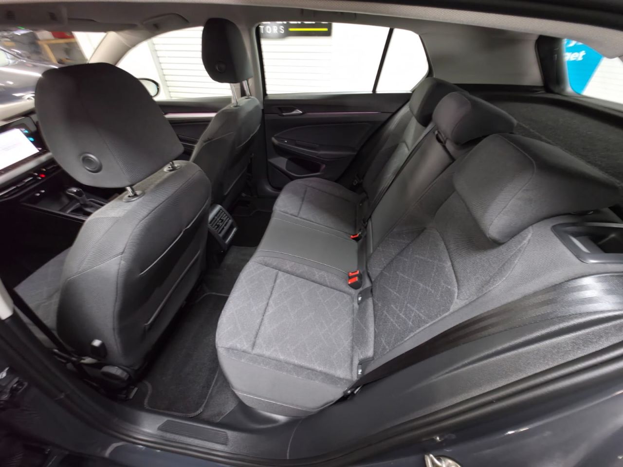 2024 VOLKSWAGEN GOLF 1.5 TSI Life Hatchback 5dr Petrol Manual Euro 6 (s/s) (130 ps) 1 Owner - Se - vehicle photo 14 for sale on PureCar