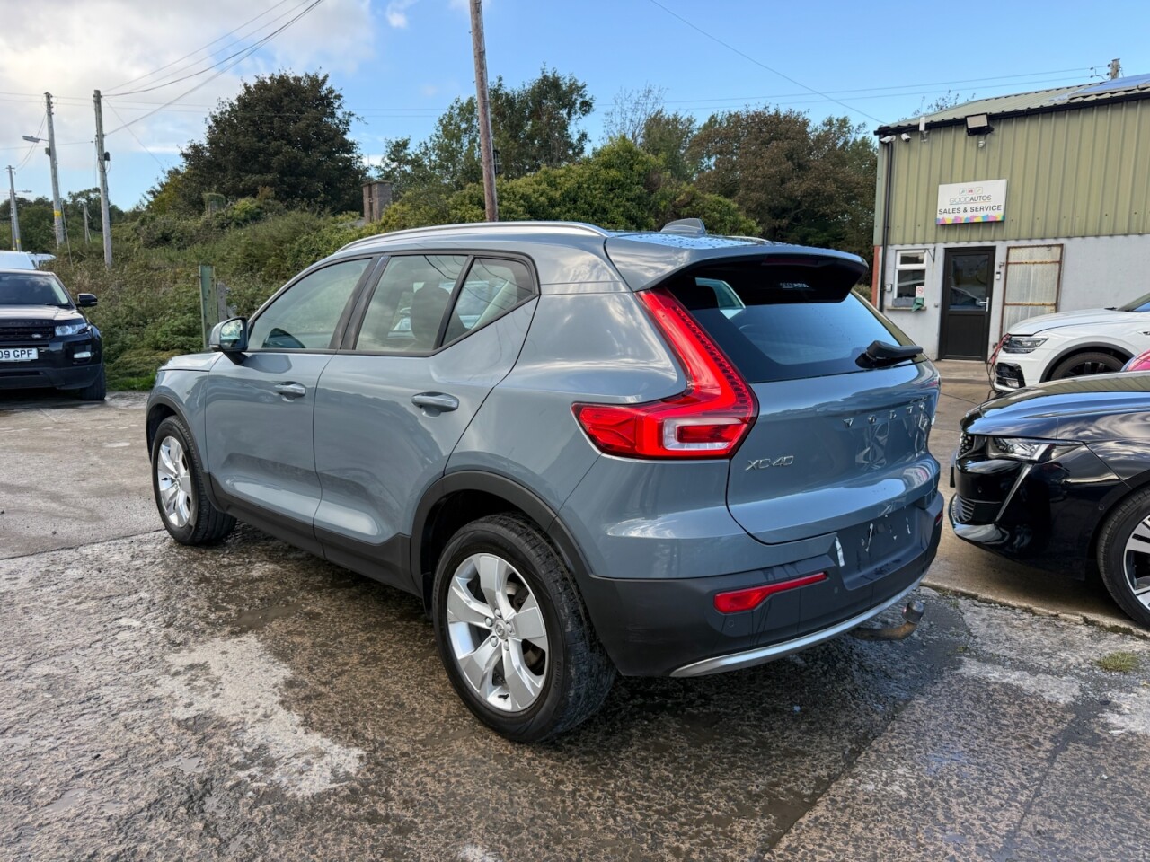 2020 VOLVO XC40 2.0 D3 Momentum SUV 5dr Diesel Auto Euro 6 (s/s) (150 ps) - vehicle photo 5 for sale on PureCar