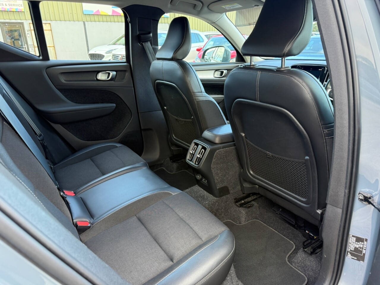 2020 VOLVO XC40 2.0 D3 Momentum SUV 5dr Diesel Auto Euro 6 (s/s) (150 ps) - vehicle photo 22 for sale on PureCar