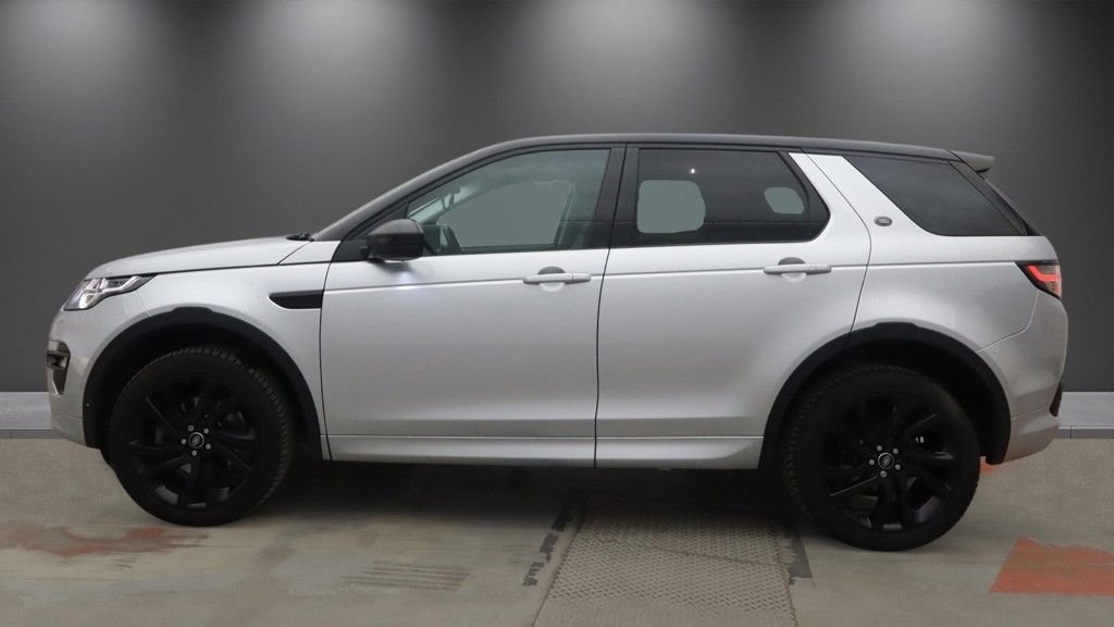 2018 Land Rover Discovery Sport — image 6