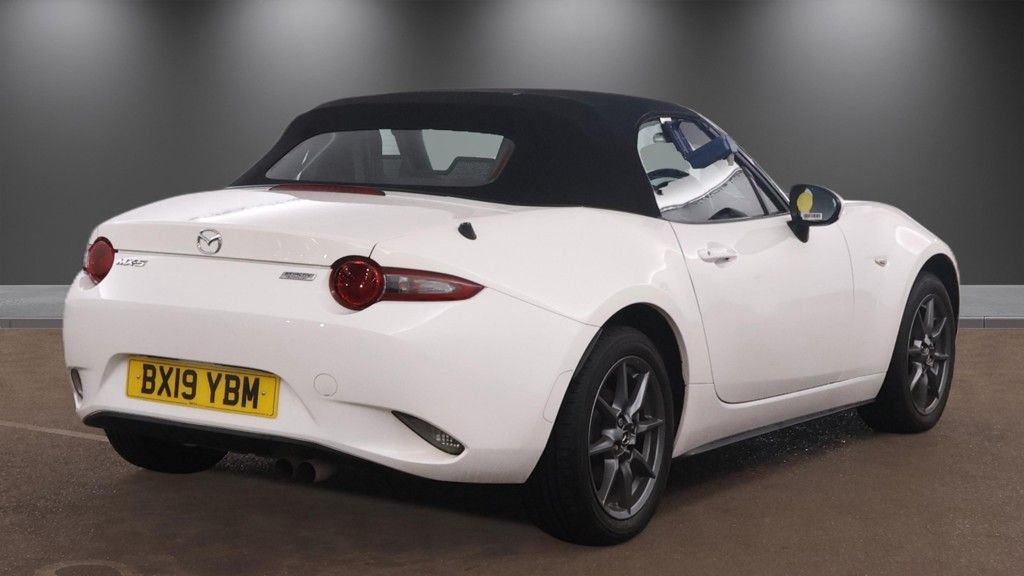 2019 Mazda MX-5 — image 4